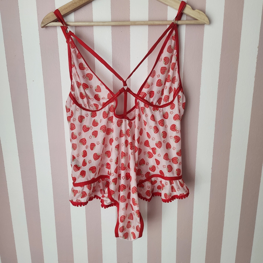 🏷Strawberry Print Red and White Bodysuit
